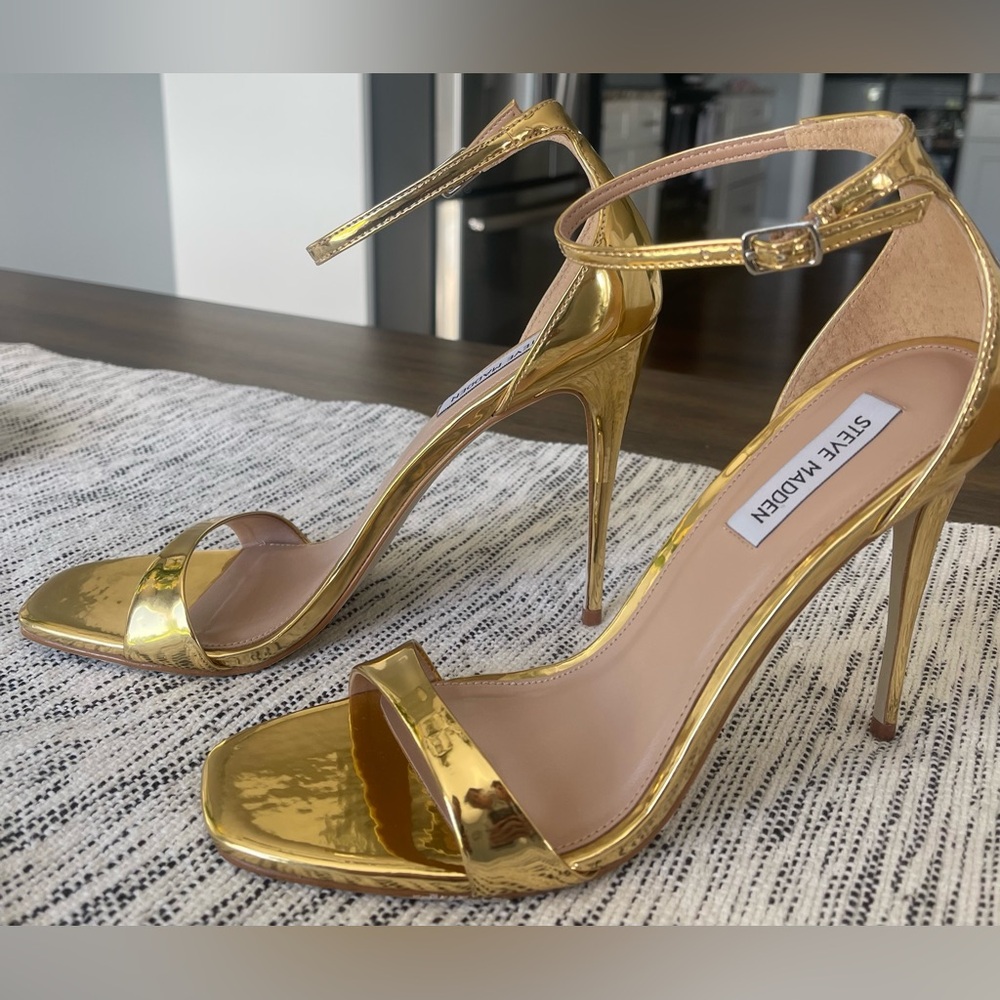 Brand new in box, Size 9 Steve Madden Gold Kassandra Heels